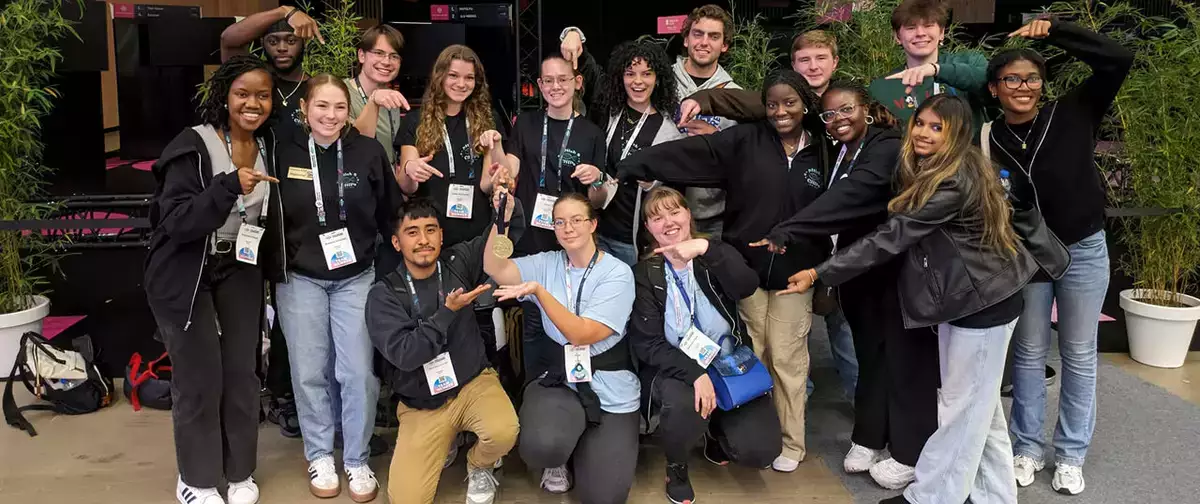 The SUNY Oneonta / Hartwick College iGEM Team earn a Gold Medal at the 2024 Grand Jamboree in Paris, France